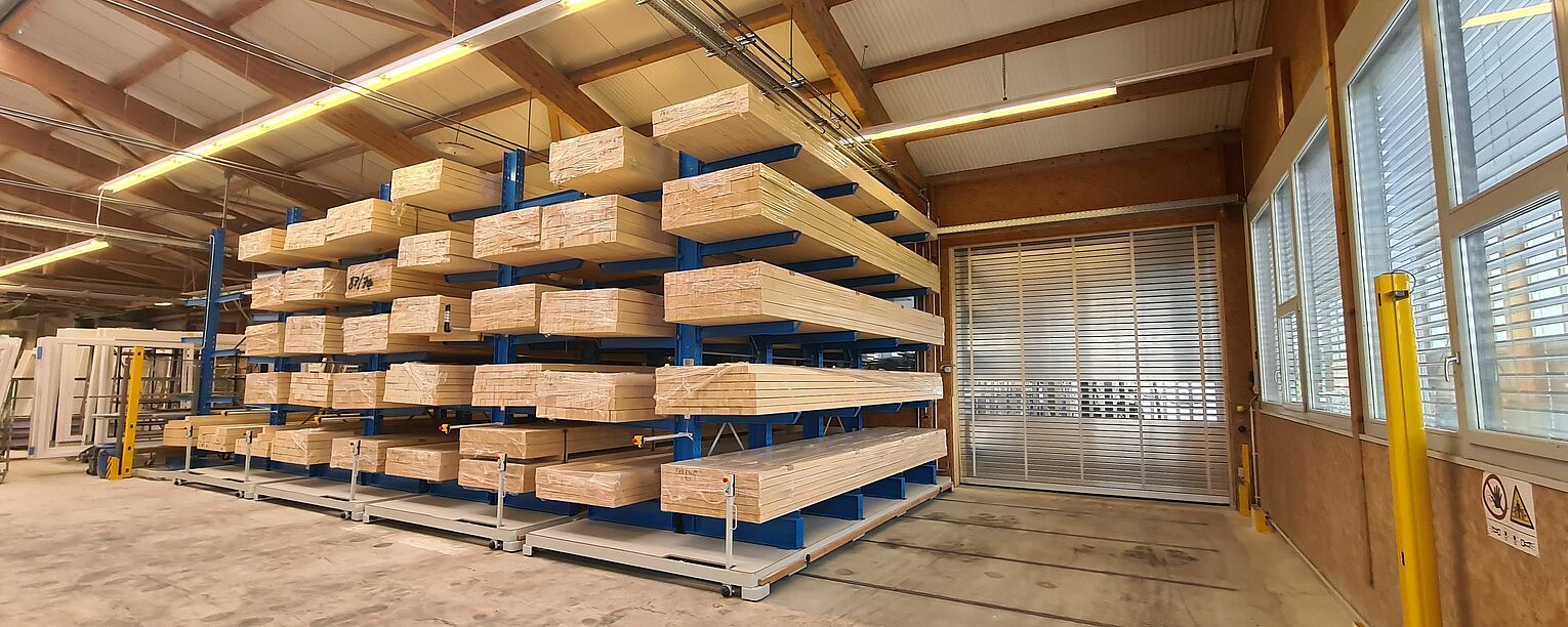 [Translate "Niederlande"] Mobile cantilever racking